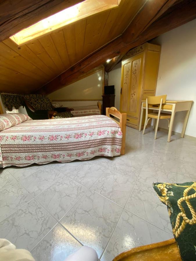 La Belle Epoque Hotel Aosta Bagian luar foto